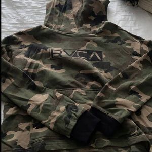 Rvca women’s cropped hoodie